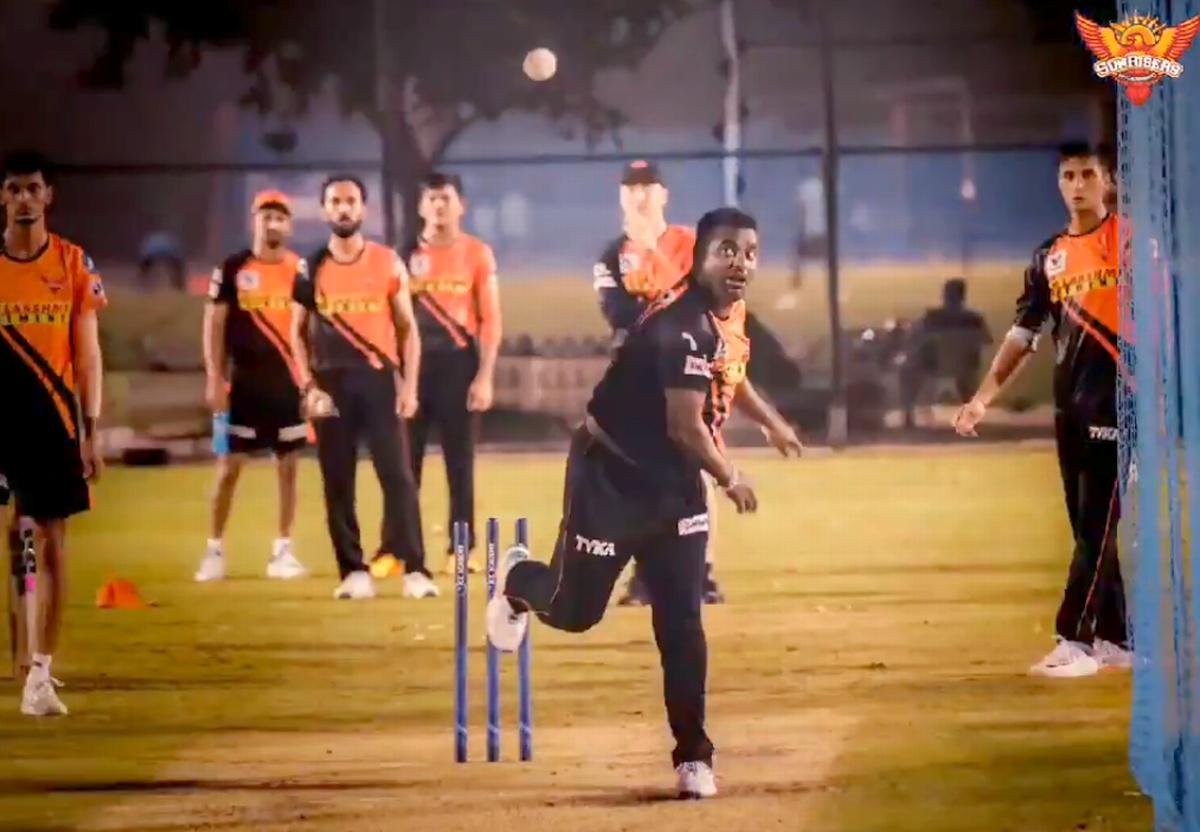 Muttiah Muralitharan bowls in the nets during Sunrisers Hyderabad's training session on Friday