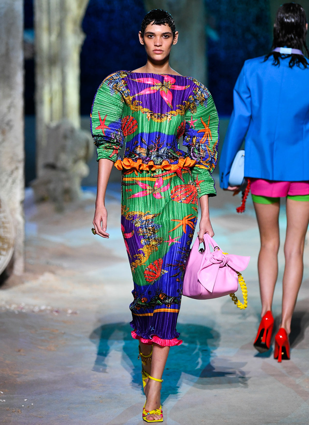 Irina Shayk adds flair to Versace show in Milan - Rediff.com Get Ahead