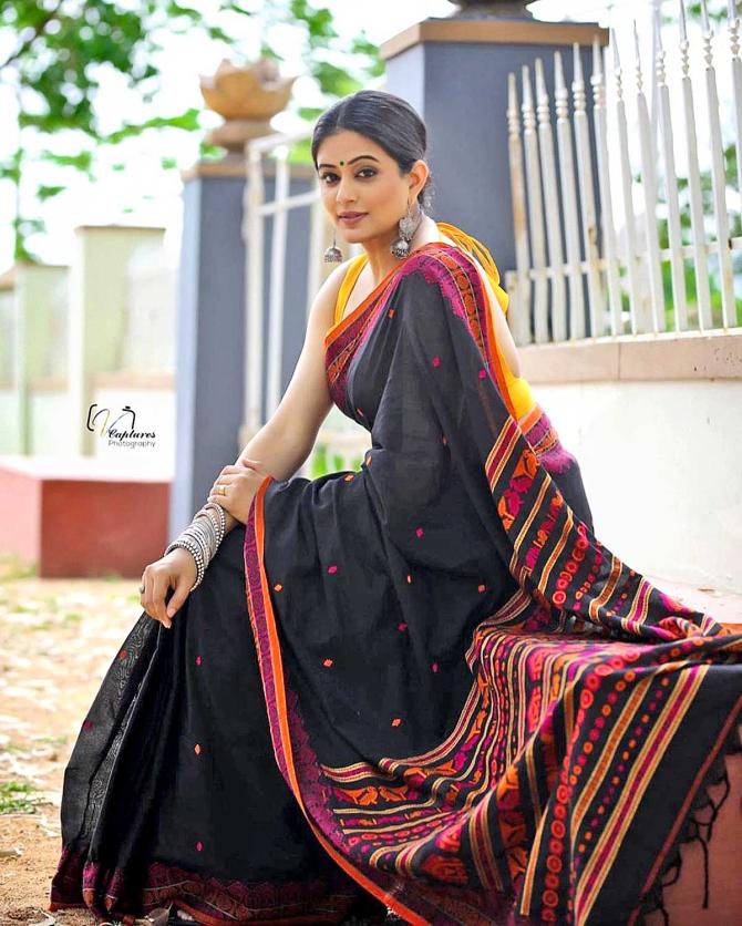 Decoding Priyamani's style 