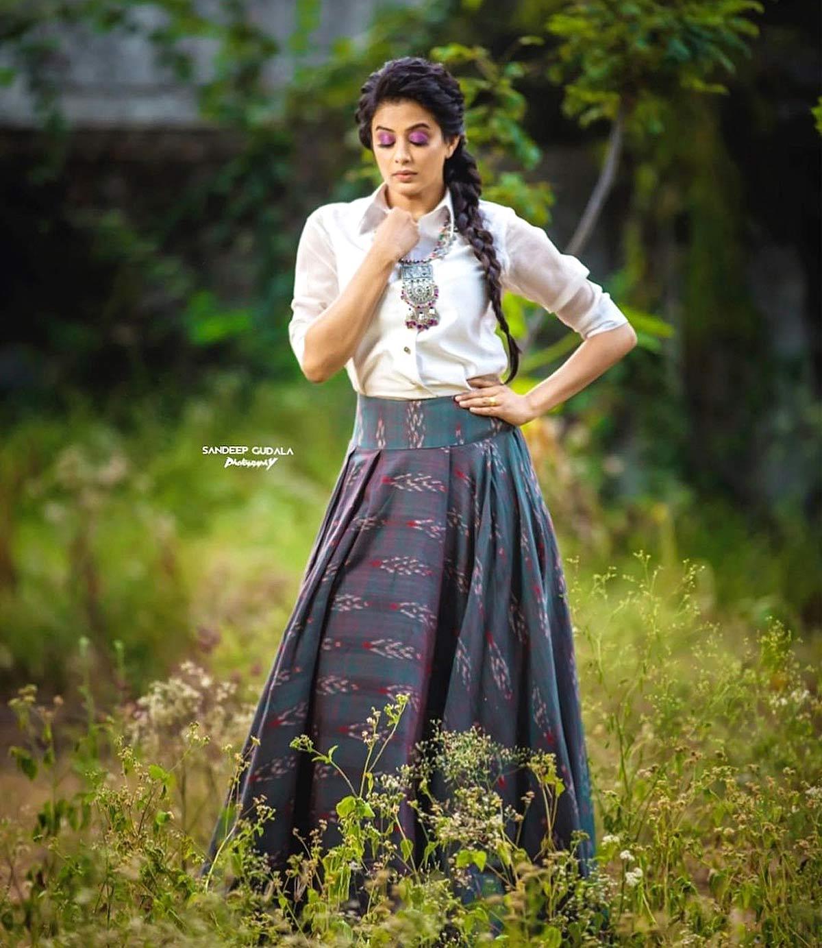 Decoding Priyamani's style 