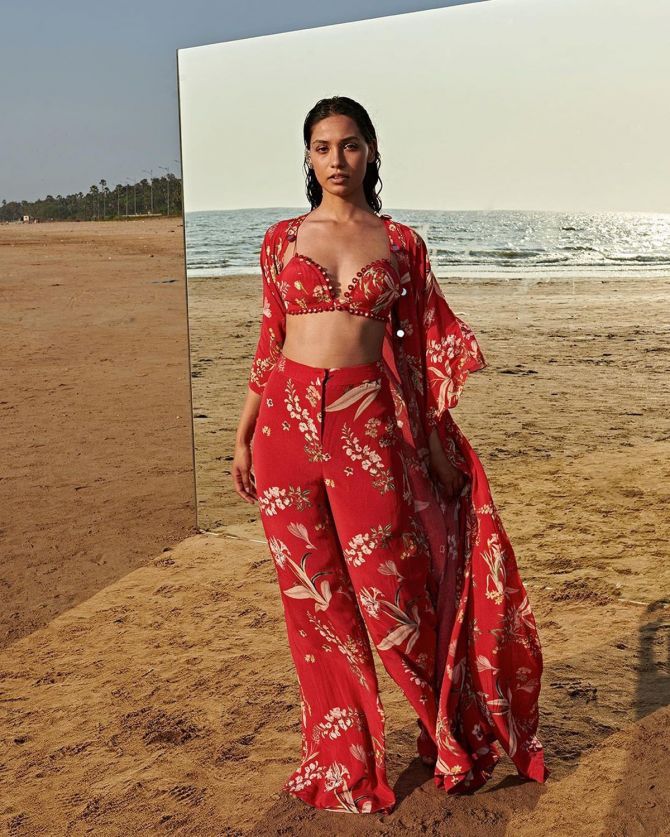 A model in Arpita Mehta's collection showcased at FDCI X Lakme Fashion Week 2021