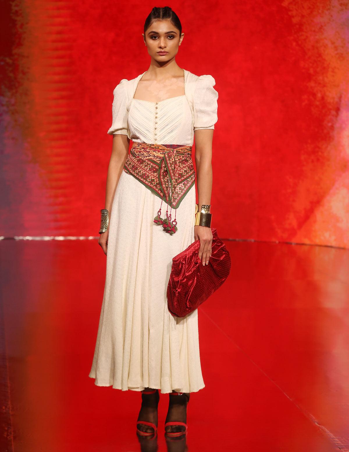 A model in Ritu Kumar creation at FDCI x Lakme Fashion Week