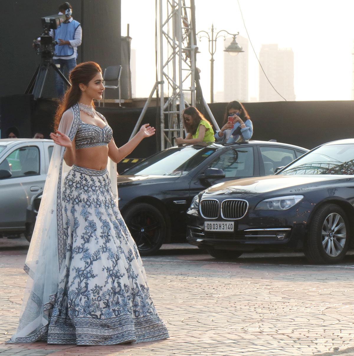 Pooja Hegde walks for Varun Chakkilam at FDCI x Lakme Fashion Week