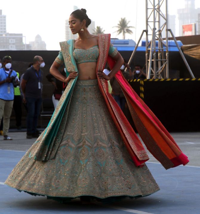 Models walk for Shaveta and Anuj at FDCI x Lakme Fashion Week