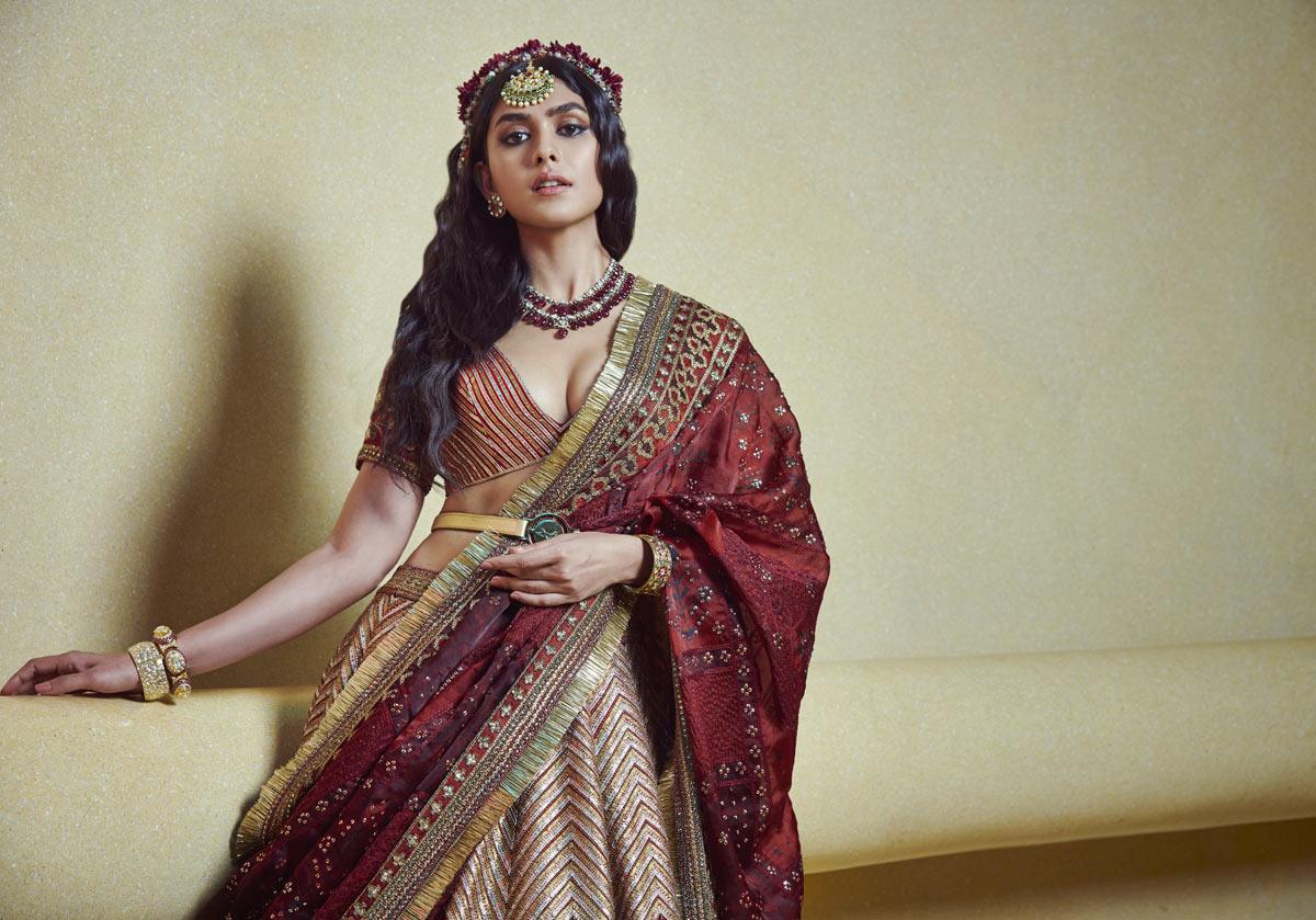 Mrunal Thakur in JJ Valaya