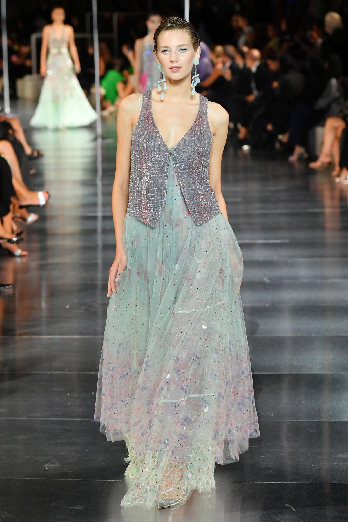 Armani s Incredible Gowns Rediff