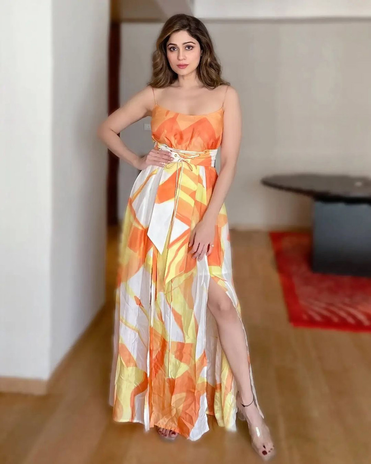 Shamita Shetty sets the red carpet on fire in orange backless gown  featuring high slit Shilpa Shetty says hawtie  Fashion Trends   Hindustan Times