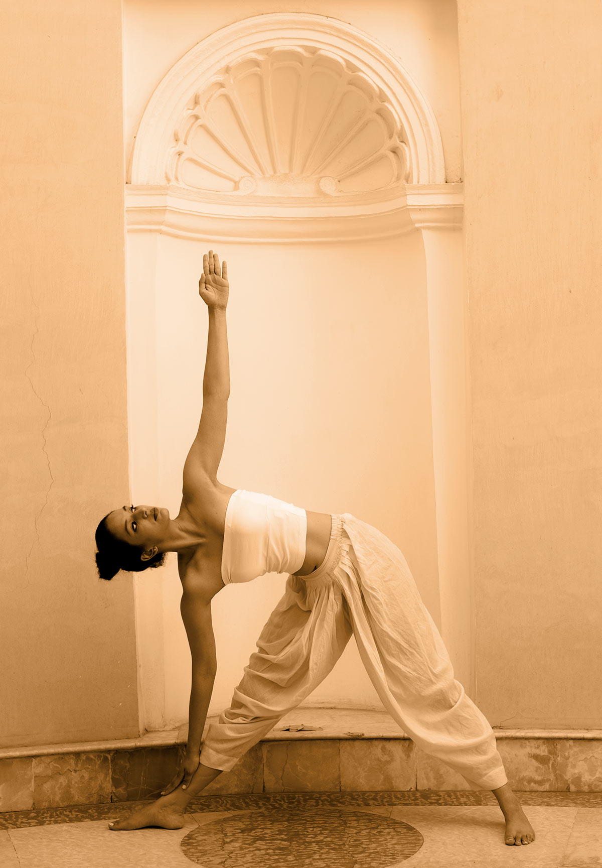  trikonasana