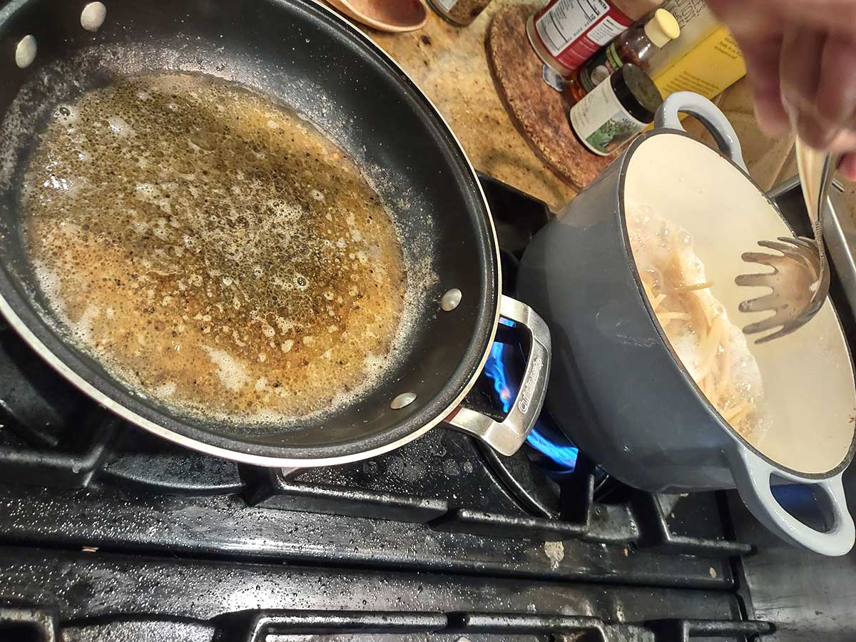 Sauteing the pepper