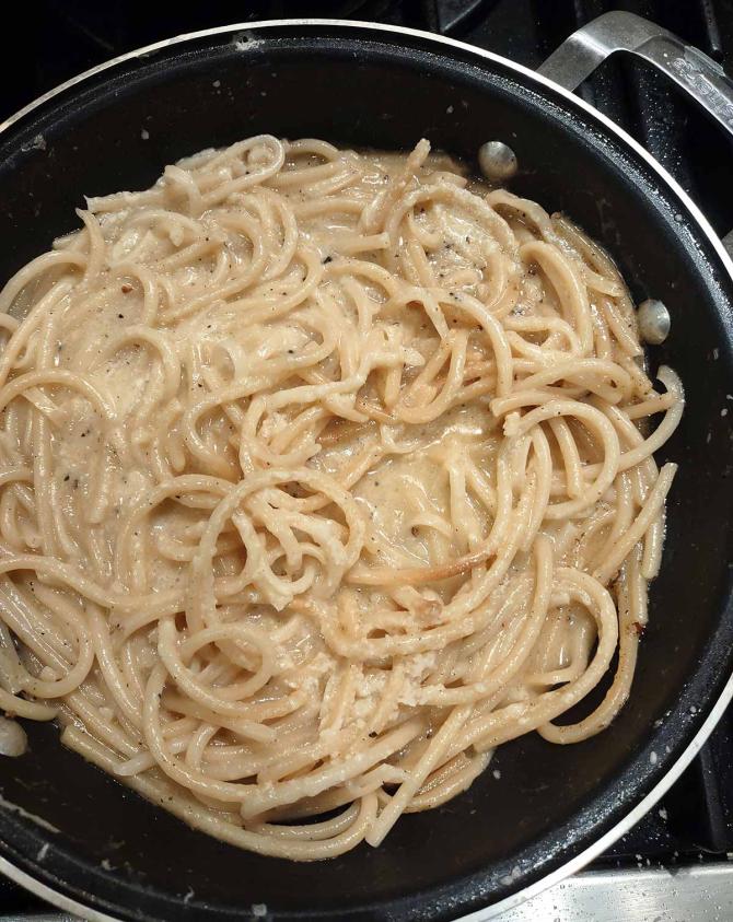 Thickening the Parmesan cheese into sauce