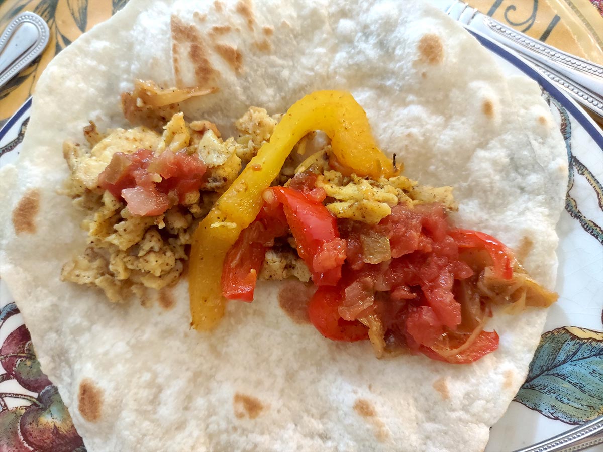 Shonu's Breakfast Egg and Peppers Fajitas