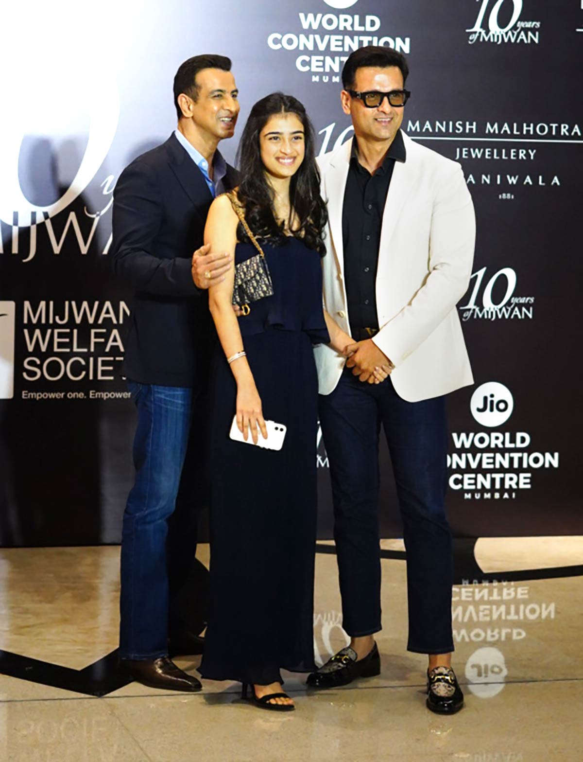 Celebs at Mijwan Couture show by Manish Malhotra