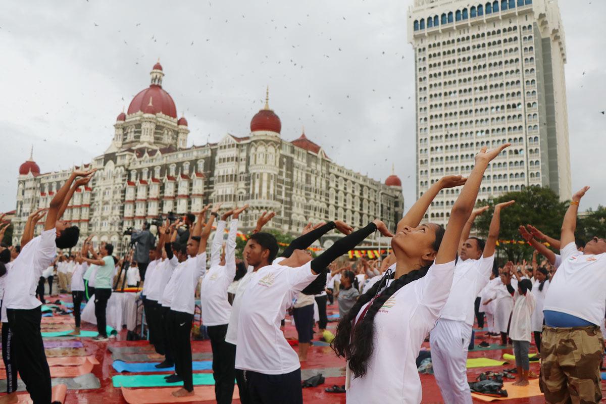 International Yoga Day by Patanjali Yog Samiti Mumbai and Bombay Port Trust