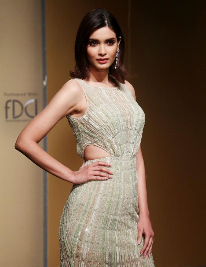 Diana Penty walks for Pallavi Mohan at FDCI x Lakme Fashion Week 2022