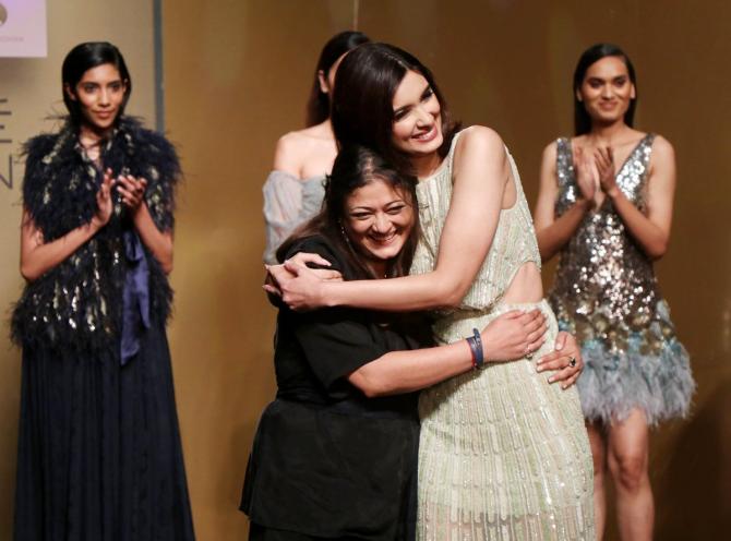 Diana Penty walks for Pallavi Mohan at FDCI x Lakme Fashion Week 2022