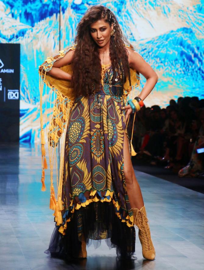 Chitrangda Singh for Eesha Amiin at FDCI x Lakme Fashion Week 2022