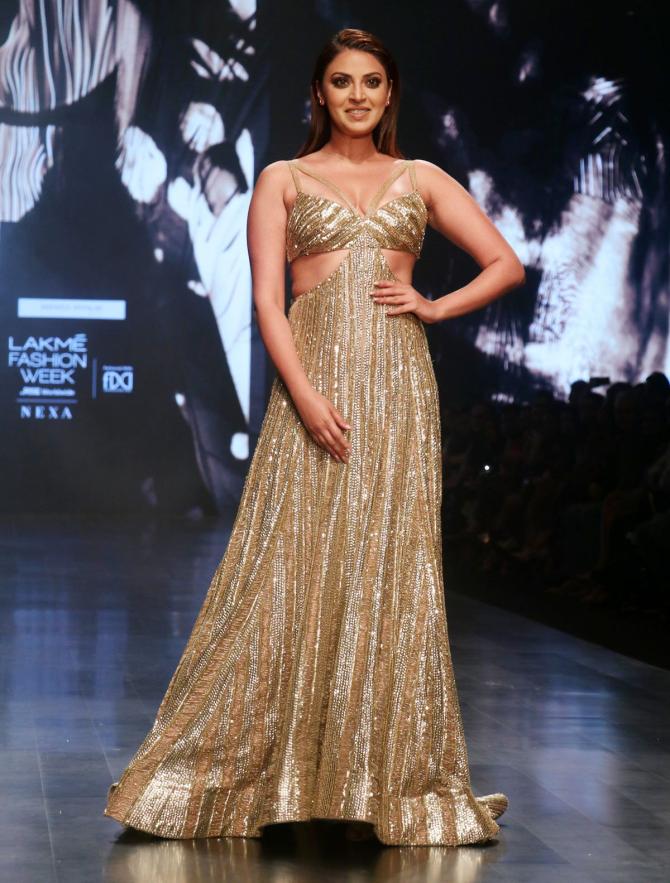 Anushka Ranjan and Nitibha Kaul for Nikhita Tandon at FDCI x Lakme Fashion Week 2022