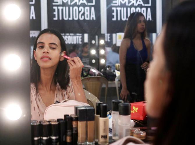 Backstage at FDCI x LFW 2022