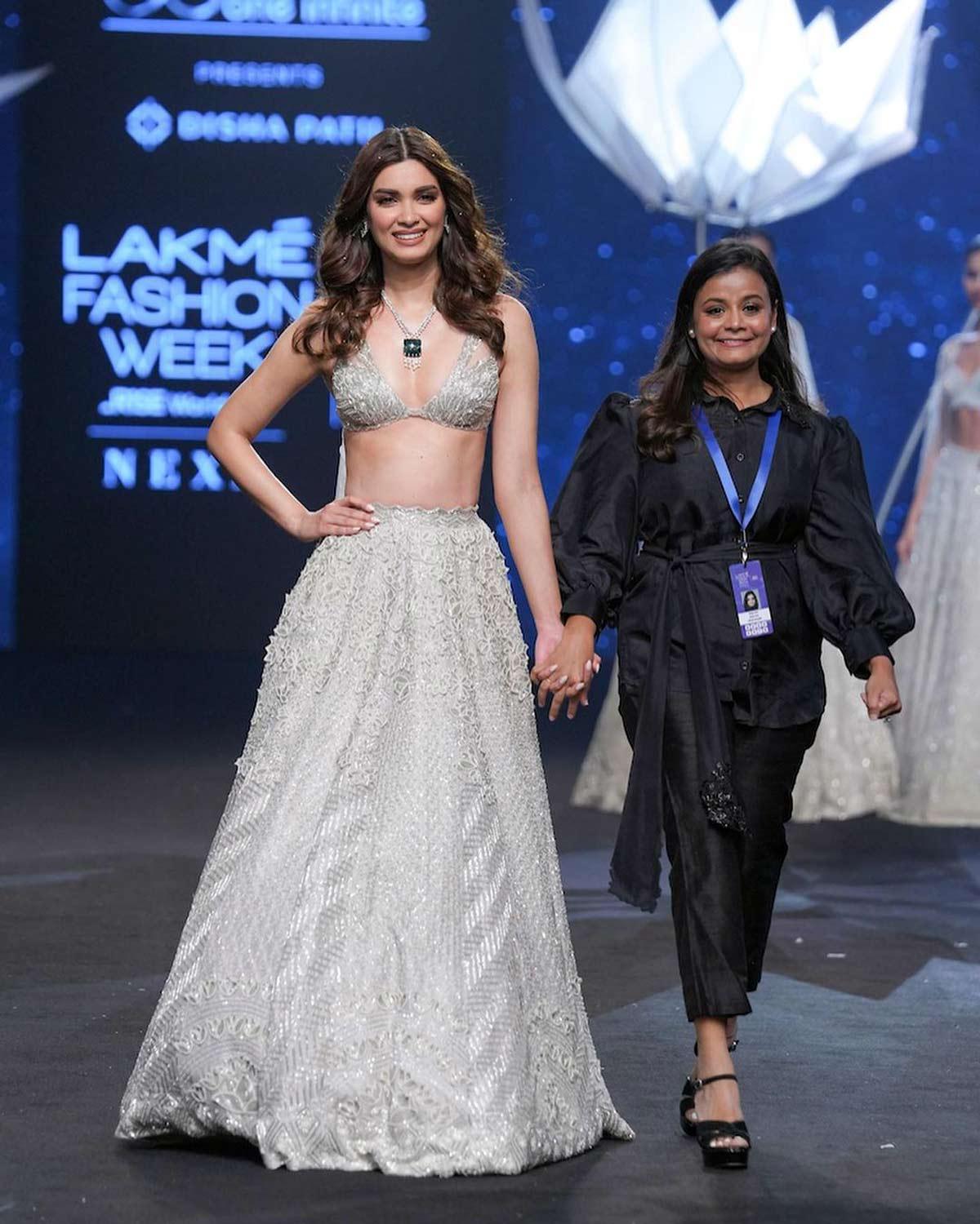 Diana Penty walks for Disha Patil at LFW x FDCI