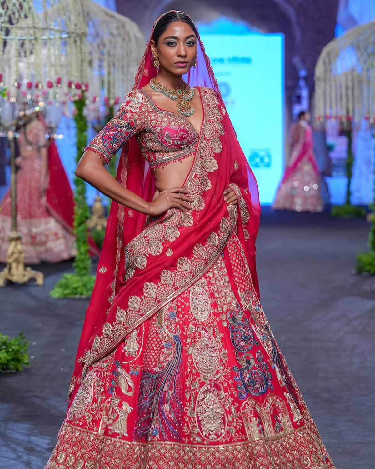 SVA at Lakmé Fashion Week Summer/Resort 2017 | Lakme fashion week, Fashion  illustration sketches dresses, Indian bridal fashion