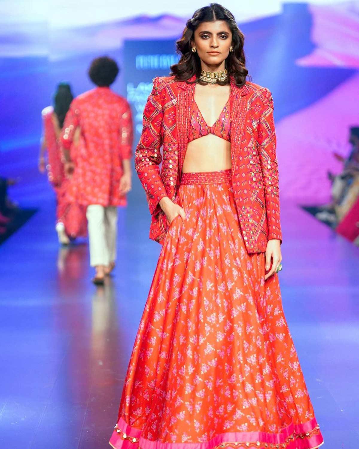 Sara Ali Khan walks for Punit Balana at LFW x FDCI