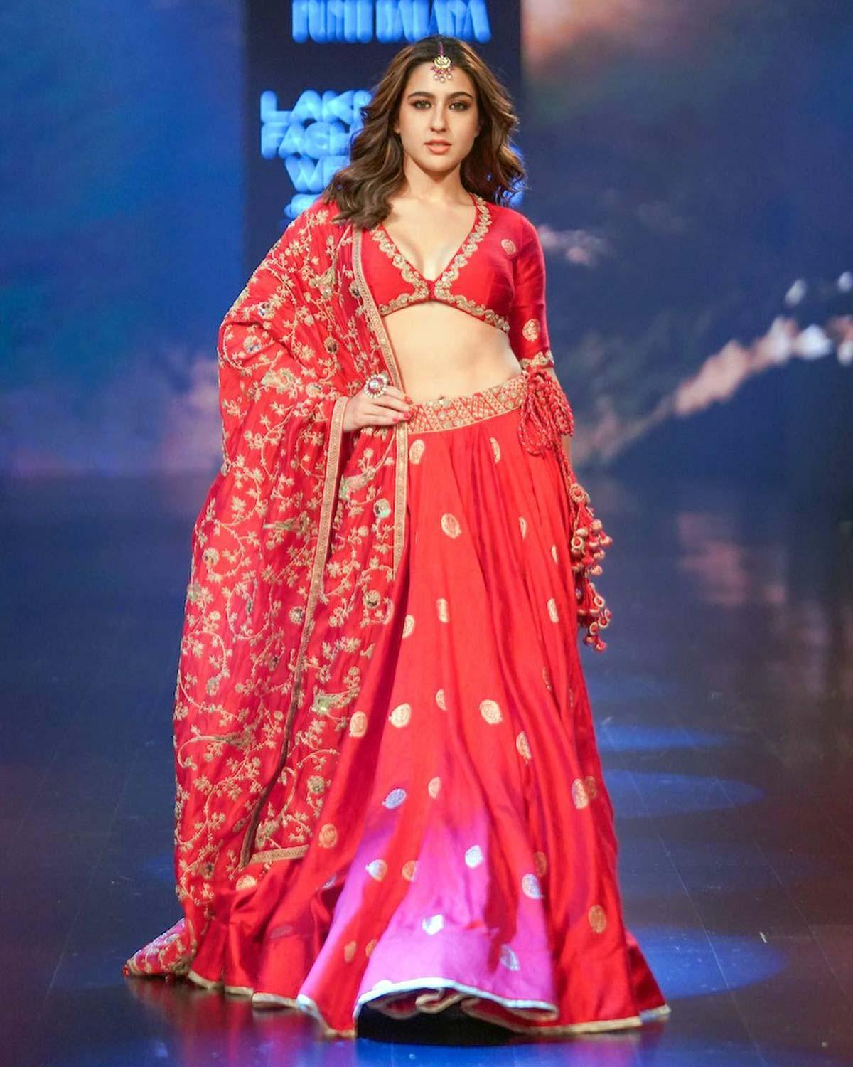 Sara Ali Khan walks for Punit Balana at LFW x FDCI