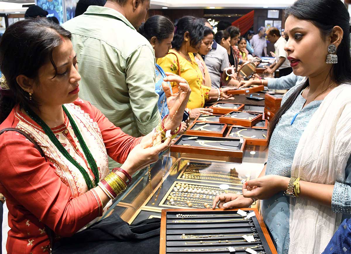 Gold ETF Inflows Surge Ahead of Dhanteras: ICRA Analytics