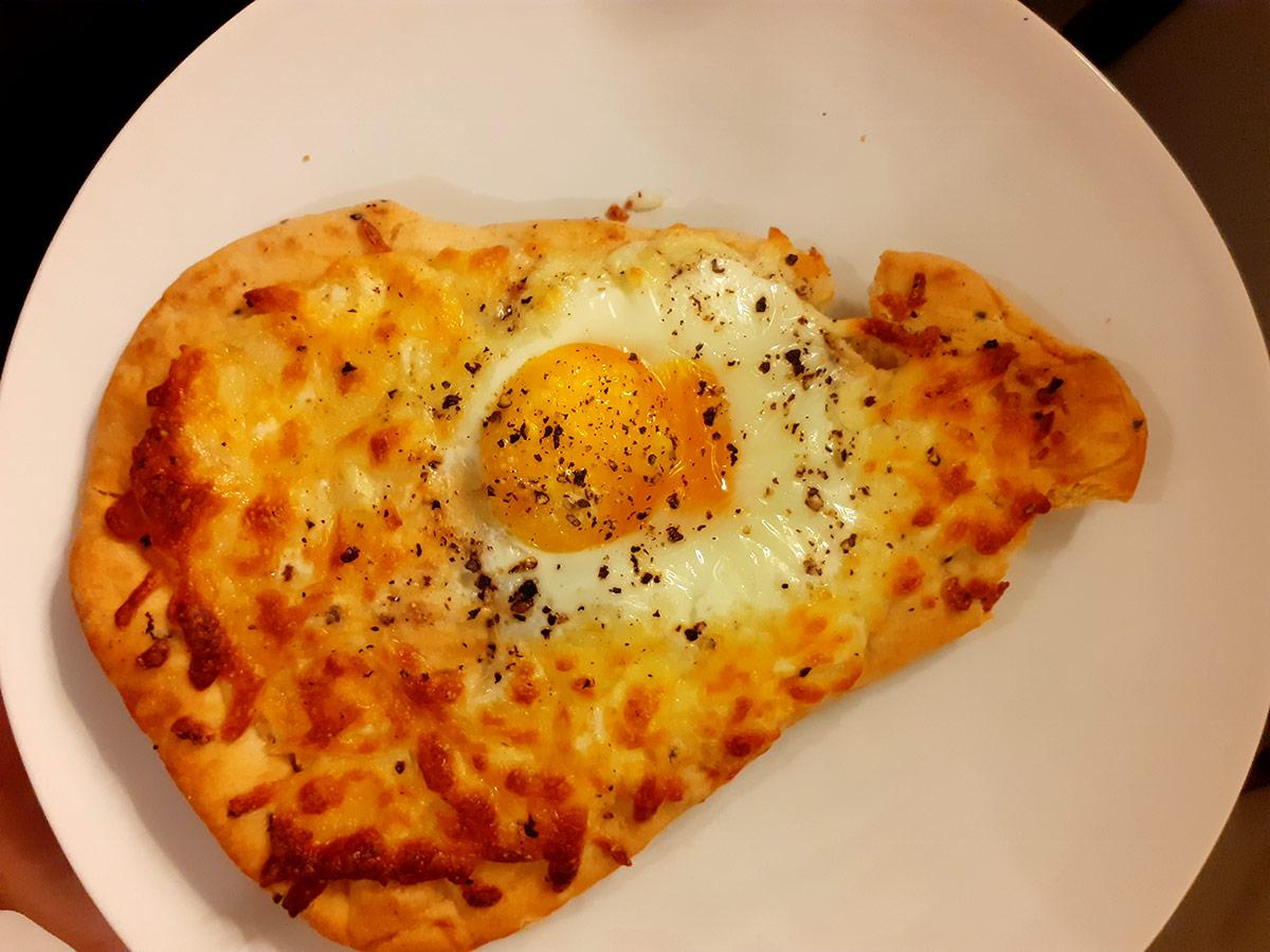 Recipe: Nadisha's Egg Naan