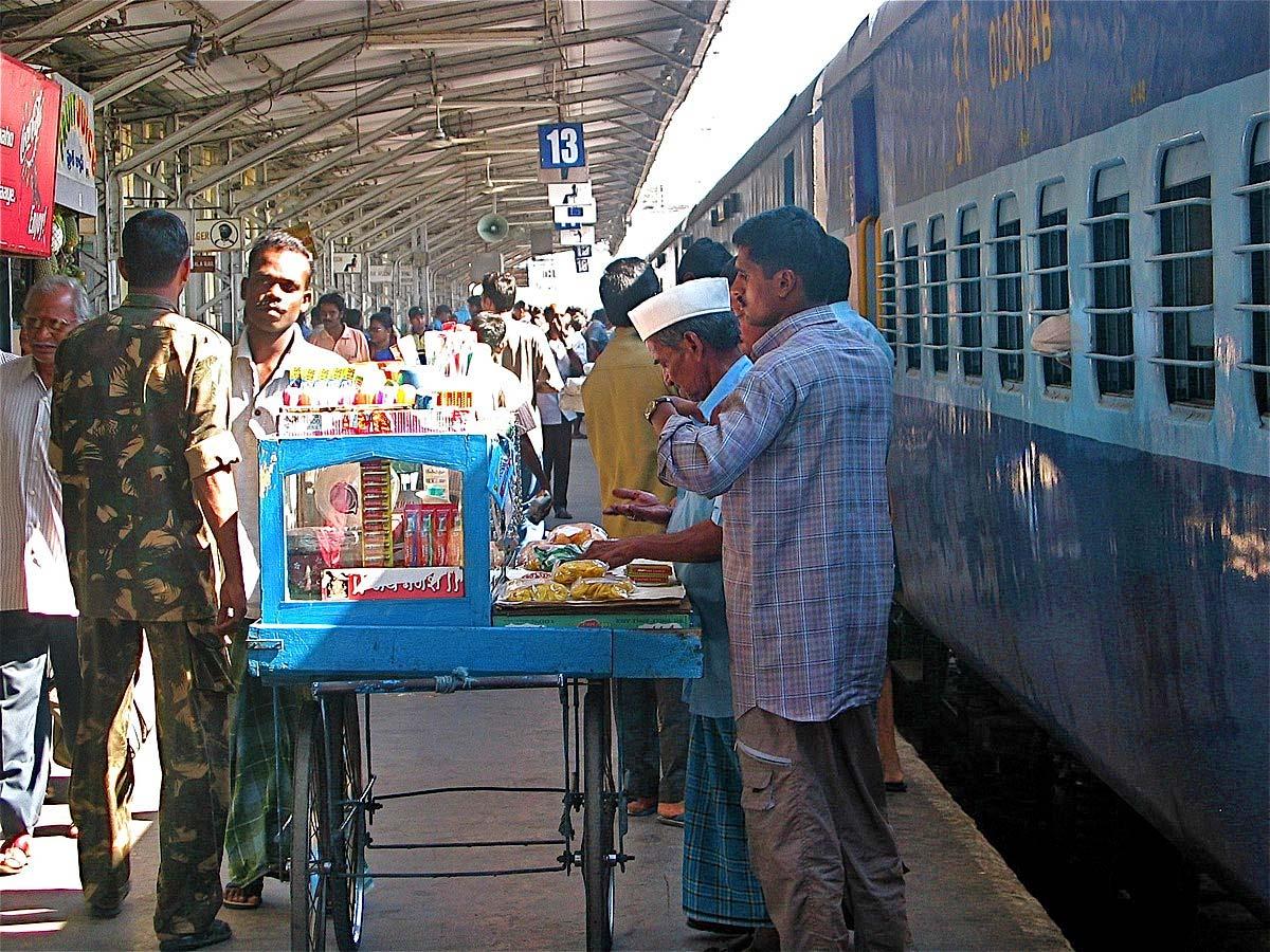 Platform food stall