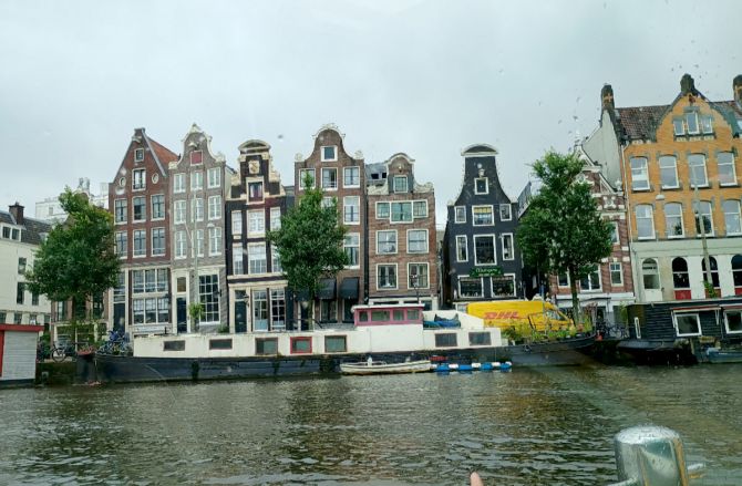 The Dancing Houses of Amsterdam