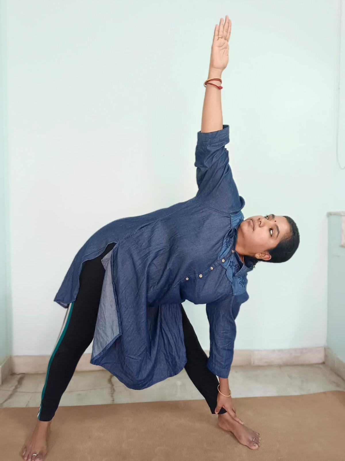 Trikonasana