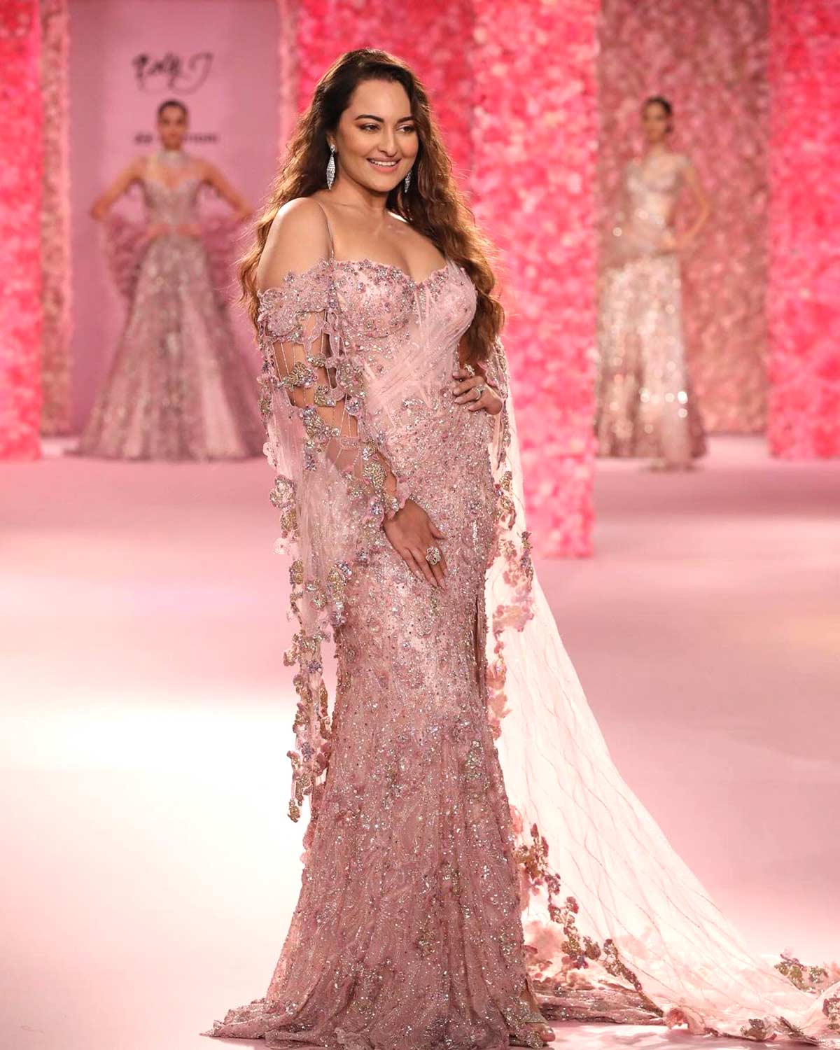 Sonakshi Is A Blushing Beauty In Pink