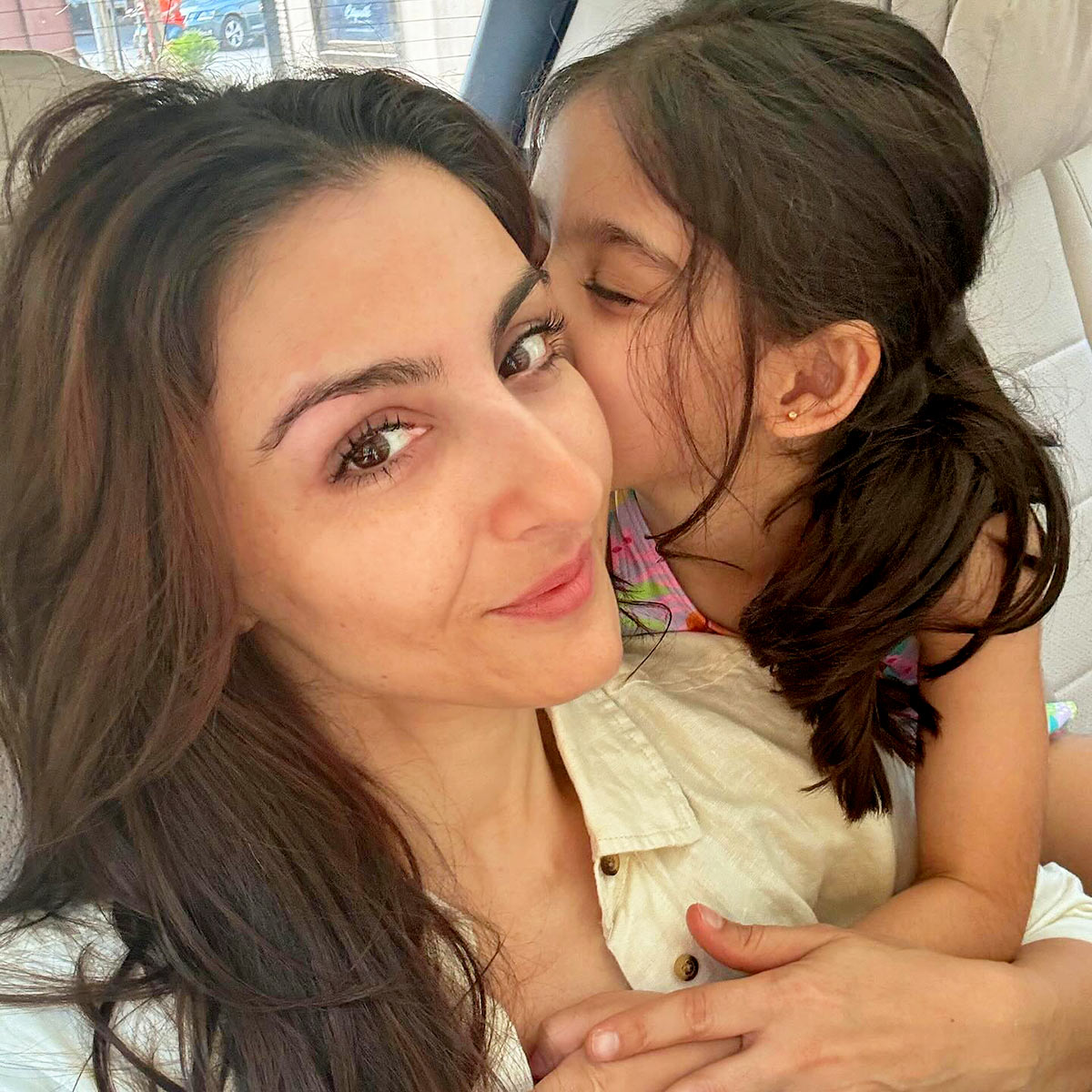 Soha Ali Khan with her daughter Inaaya