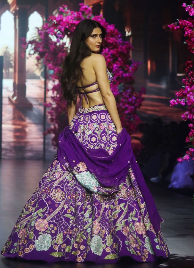 Fatima Sana Shaikh walks for Arvind Ampula at Lakme Fashion Week 2024
