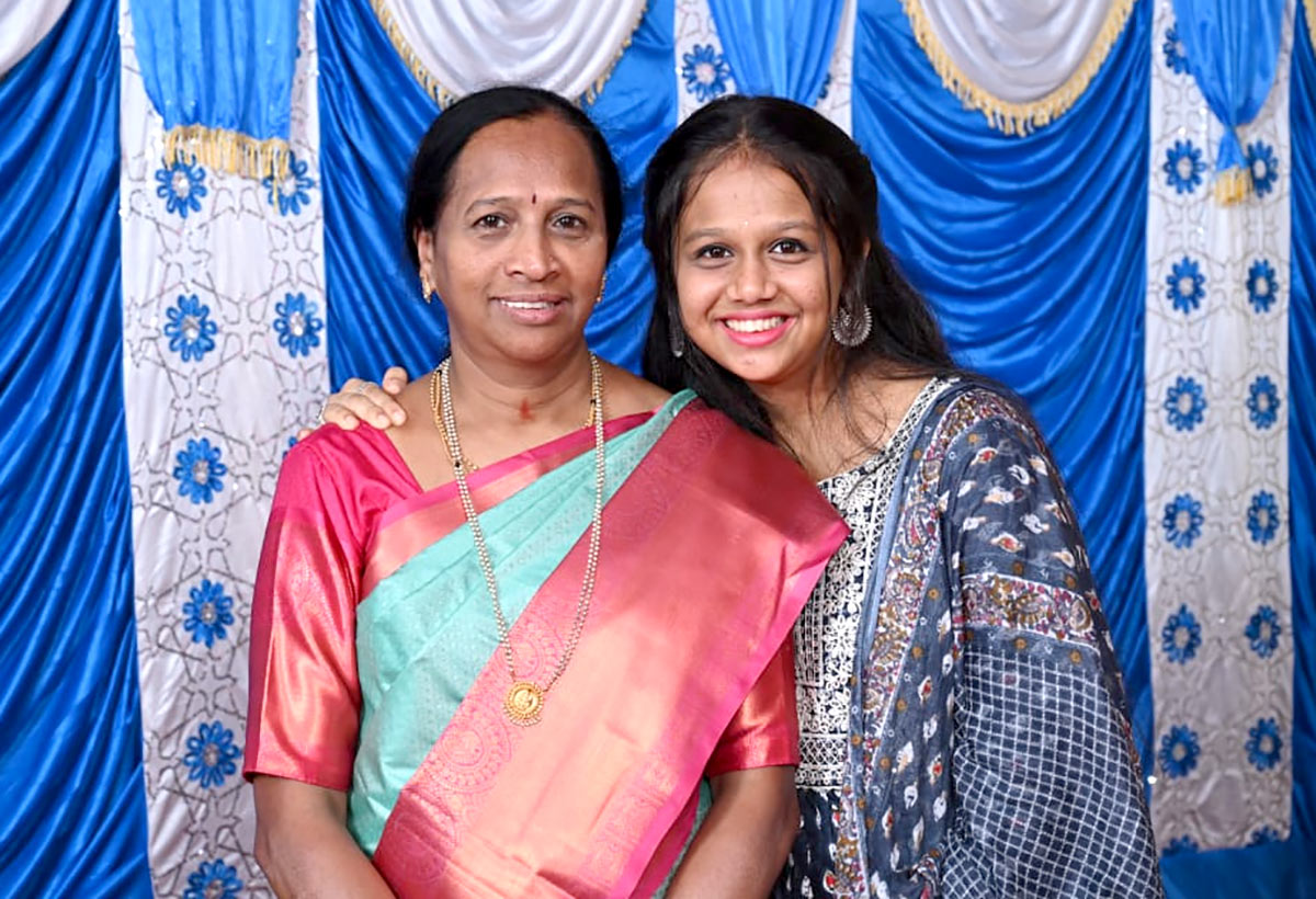 Spandana with her mom Nayana