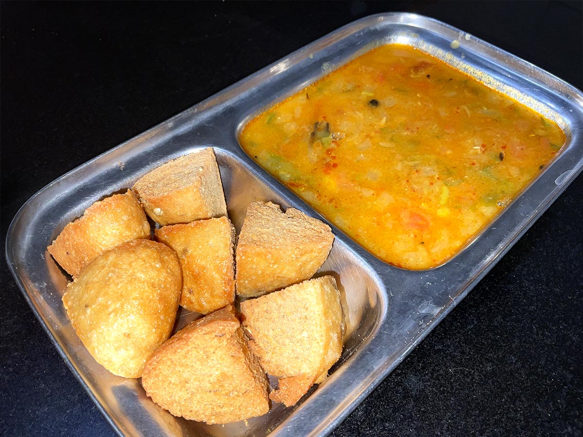 Recipe: Rajasthani Panchmel Dal-Baafle