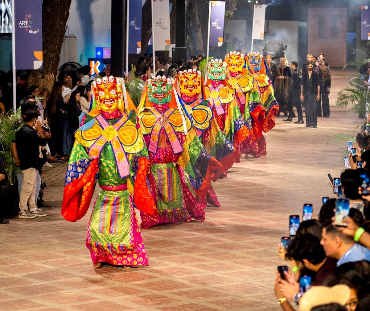 Tarun Tahiliani's annual parade at Mahalaxmi Race Course