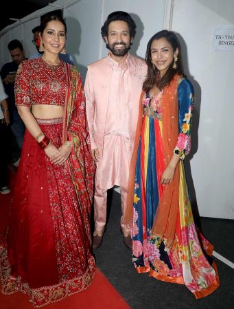 Vikrant Massey and Raashii Khanna attend Falguni Pathak's show in Borivali, Mumbai