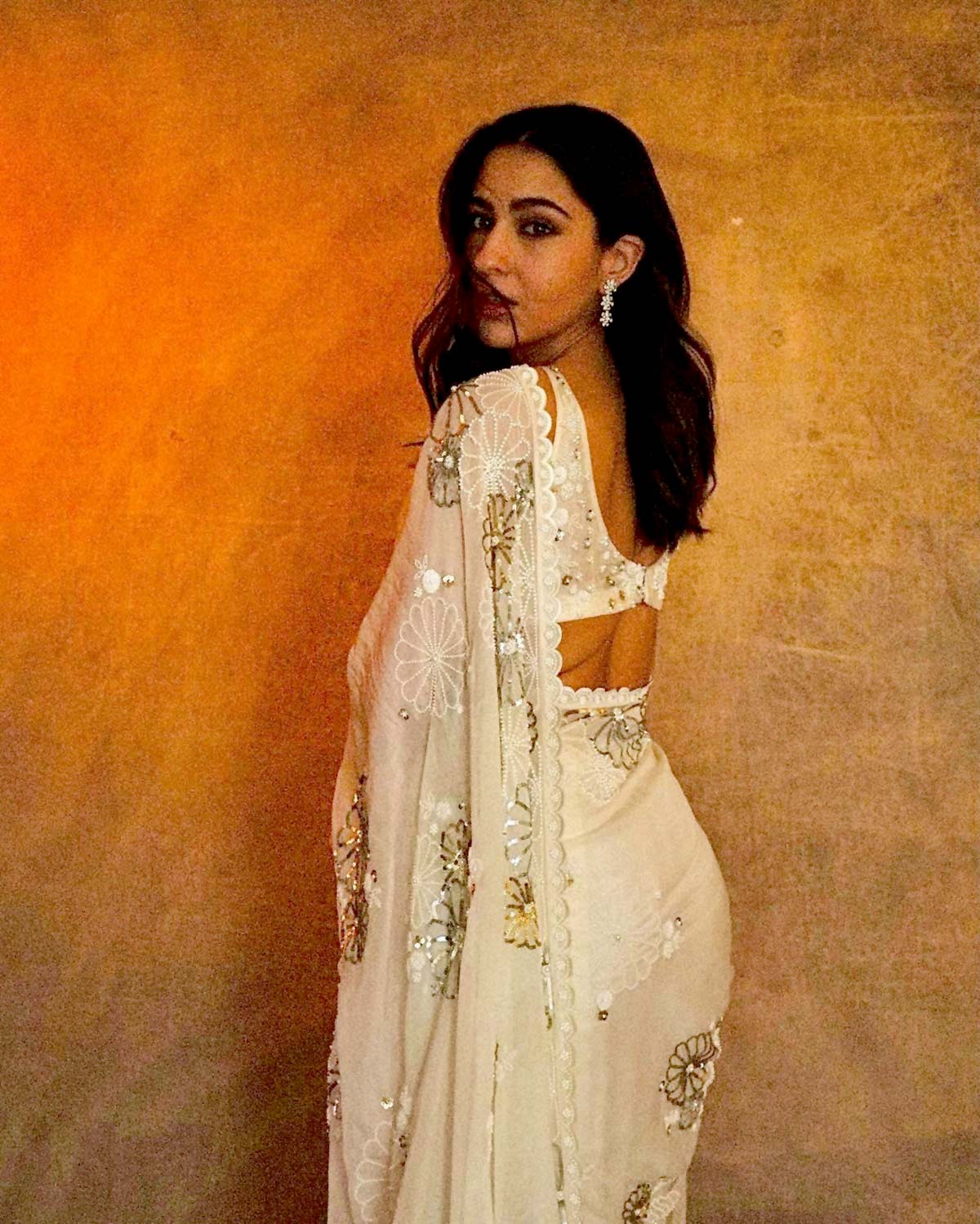 Navratri: Sara Ali Khan in white