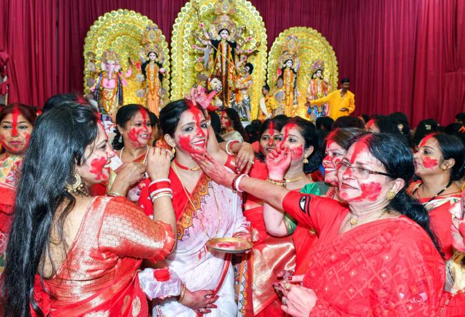 Sindoor Khela in Ranchi