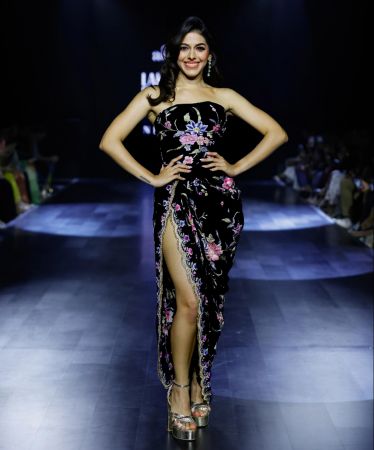 Lakme Fashion Week: Alaya F