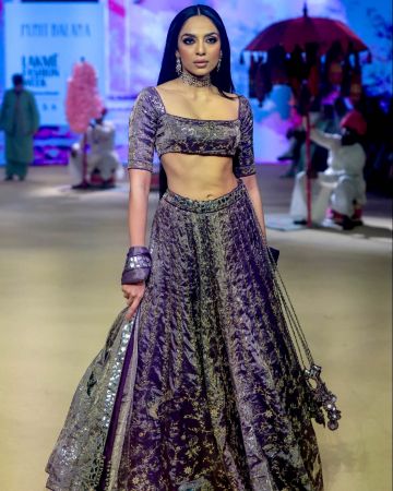 Sobhita Dhulipala at Lakme Fashion Week