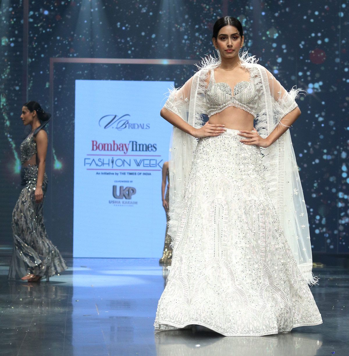 Sana Makbul walks for V Bridals by Varshha at Bombay Times Fashion Week 2024