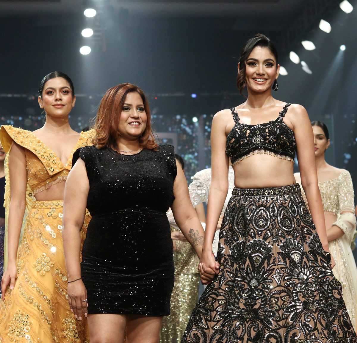 Sana Makbul walks for V Bridals by Varshha at Bombay Times Fashion Week 2024