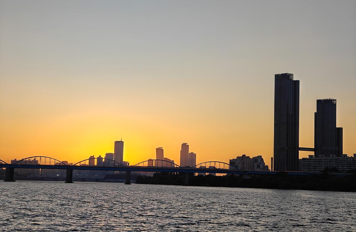 On the Han river