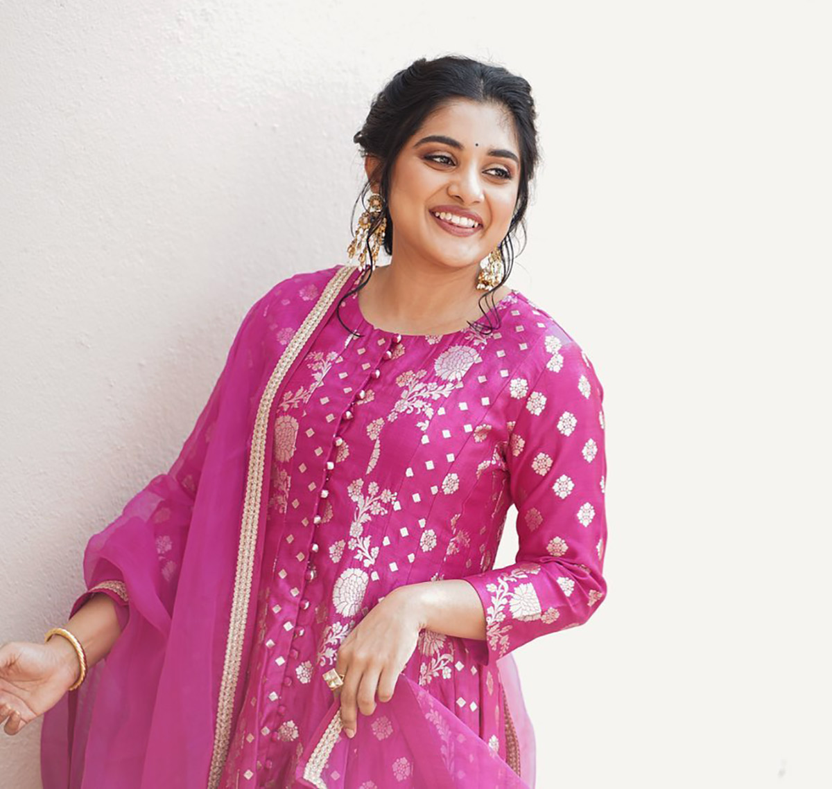 Nivetha Thomas