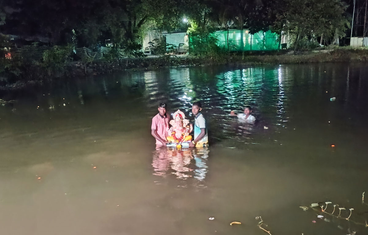 Bidding Ganeshji goodbye