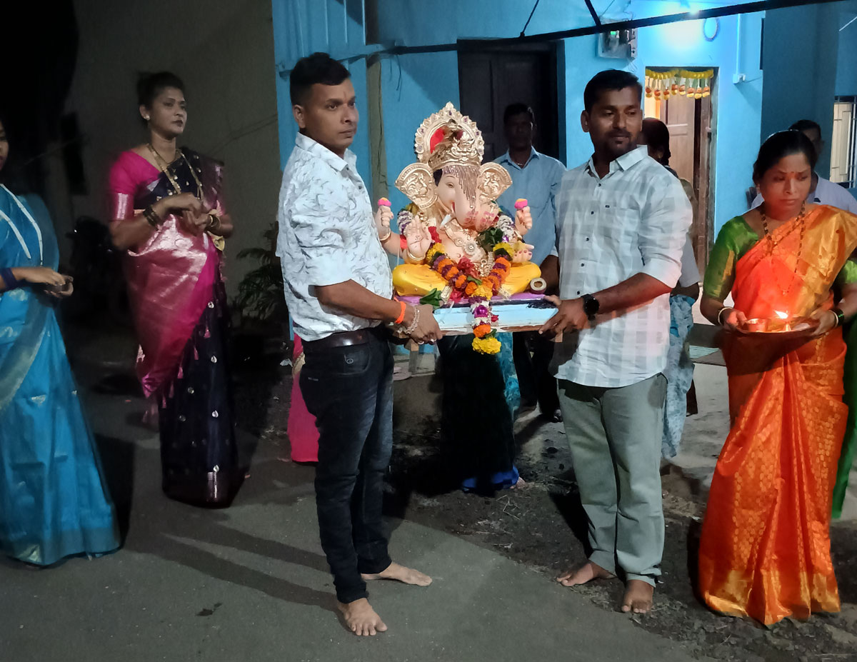 Ganeshji leaves