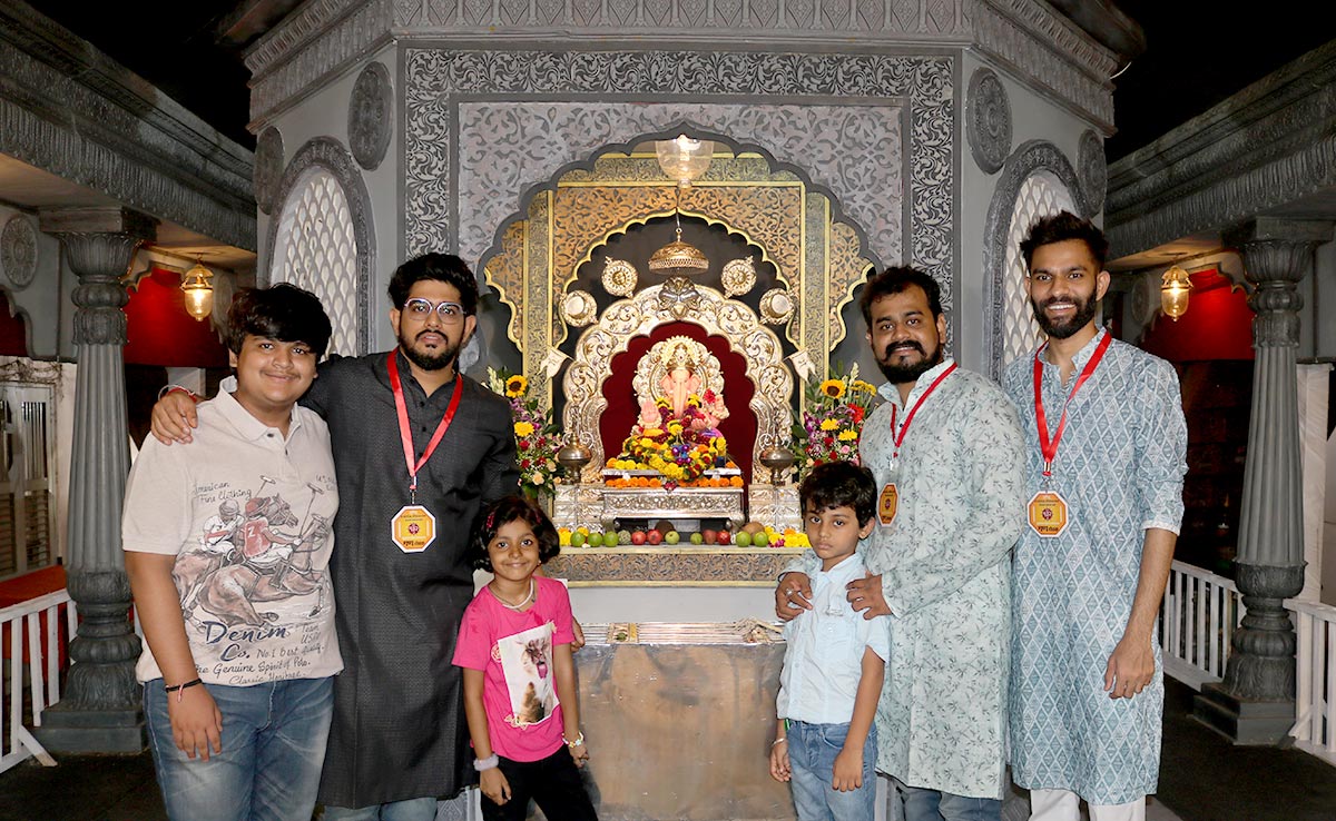 Ganpati at Girgaon's Keshavji Naik Chawl