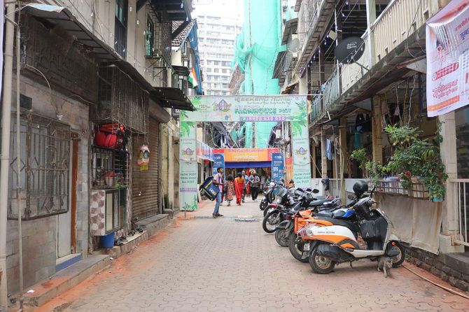 Ganpati at Girgaon's Keshavji Naik Chawl